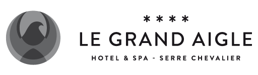 Lav aftensmad på den anden side, indre Le Grand Aigle Hôtel & Spa - Site Officiel - Serre Chevalier